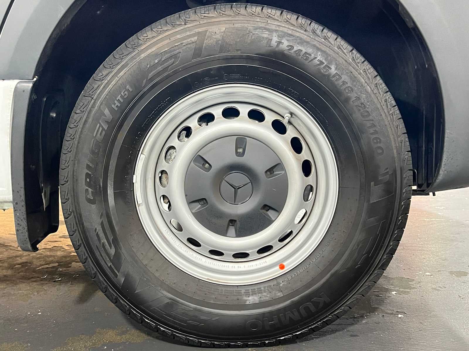 2025 Mercedes-Benz Sprinter 2500 Standard Roof I4 Diesel HO 144" RWD