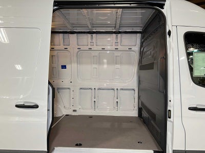 2026 Mercedes-Benz Sprinter 2500 Standard Roof I4 Diesel HO 144" RWD