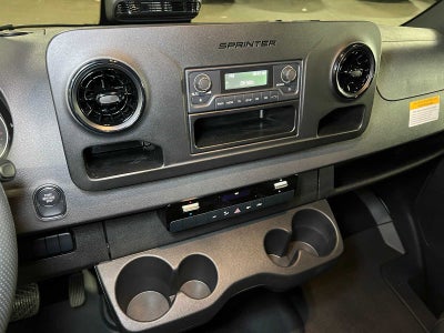 2025 Mercedes-Benz Sprinter 2500 Standard Roof I4 Diesel HO 144" RWD