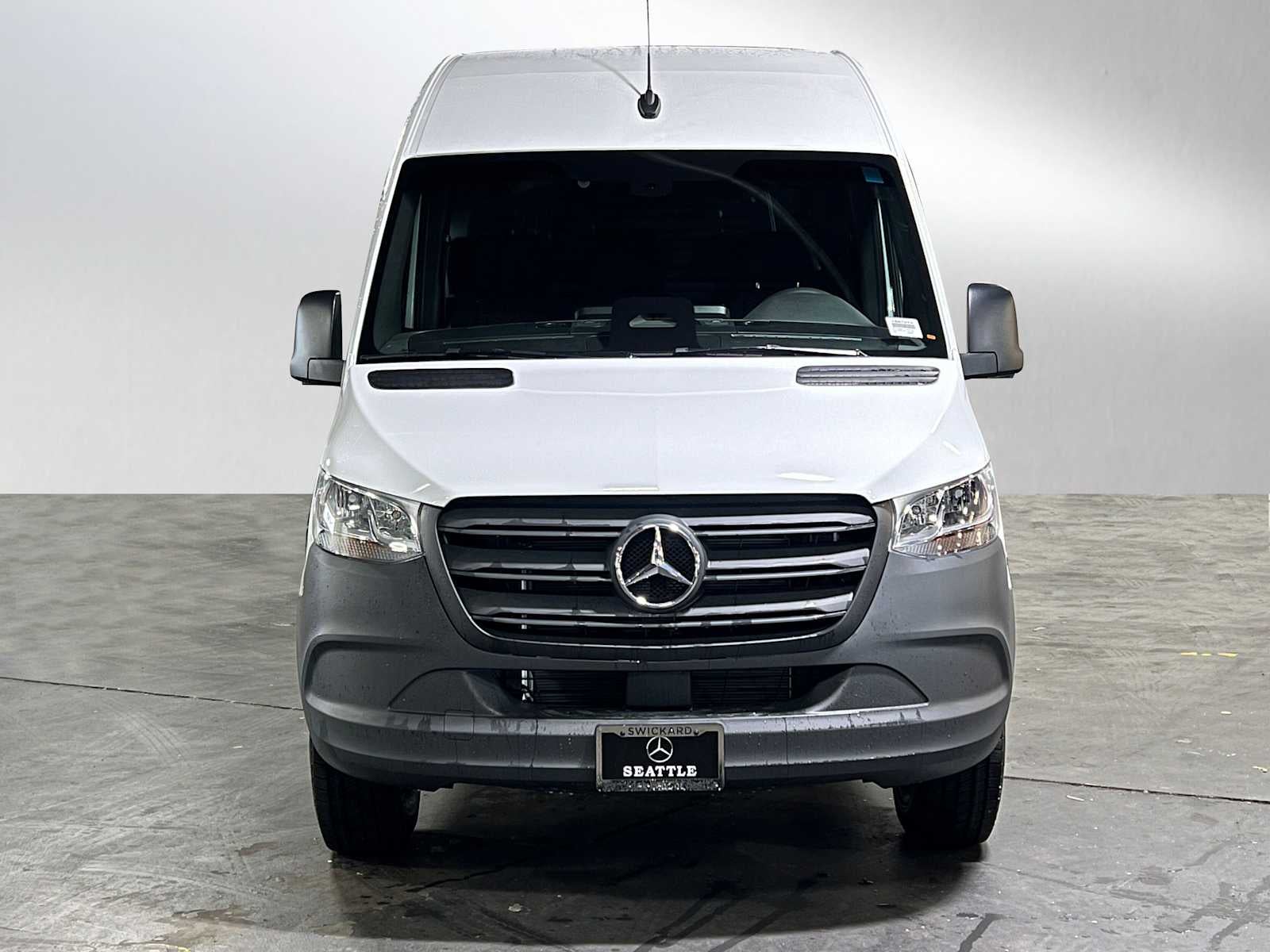 2026 Mercedes-Benz Sprinter 2500 Standard Roof I4 Diesel HO 144" RWD