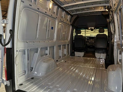 2026 Mercedes-Benz Sprinter 2500 Standard Roof I4 Diesel HO 144" AWD