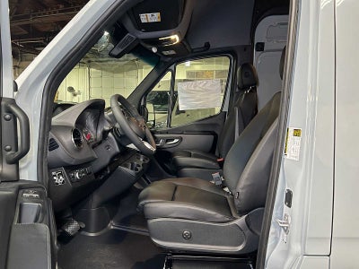 2026 Mercedes-Benz Sprinter 2500 Standard Roof I4 Diesel HO 144" AWD