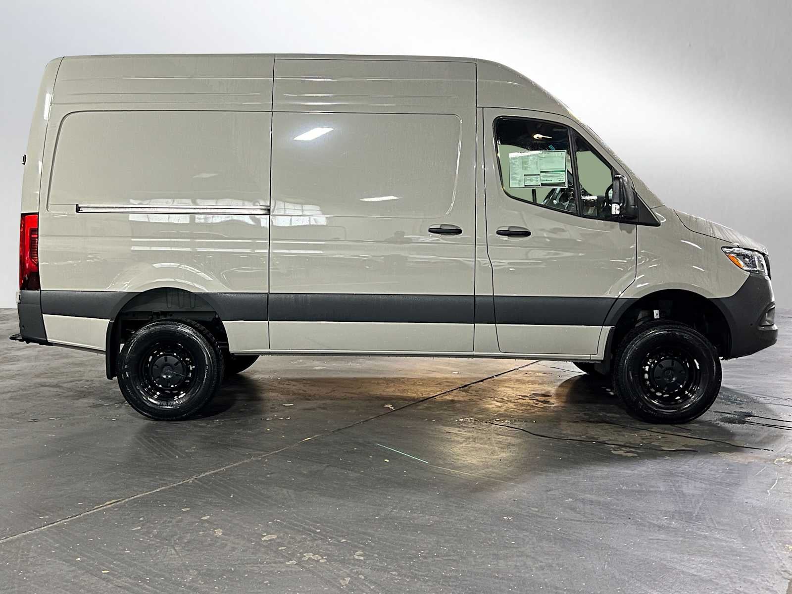 2026 Mercedes-Benz Sprinter 2500 Standard Roof I4 Diesel HO 144" AWD