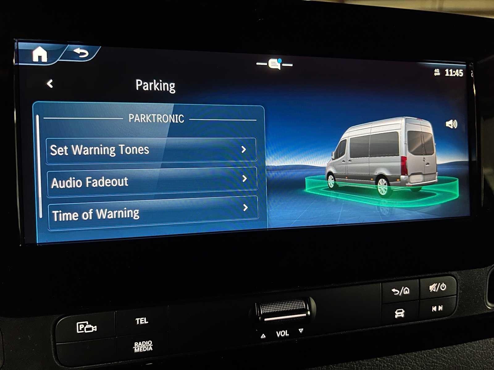 2026 Mercedes-Benz Sprinter 2500 Standard Roof I4 Diesel HO 144" AWD