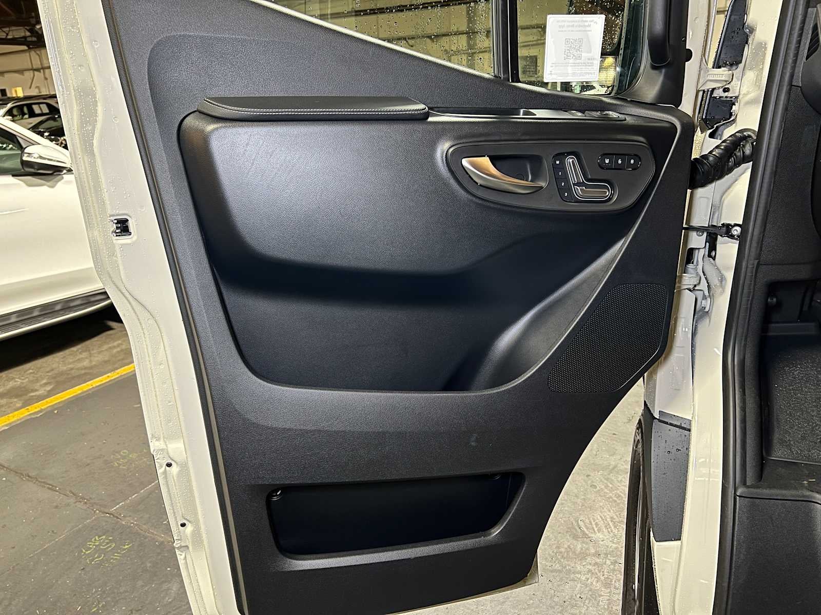 2026 Mercedes-Benz Sprinter 2500 Standard Roof I4 Diesel HO 144" AWD