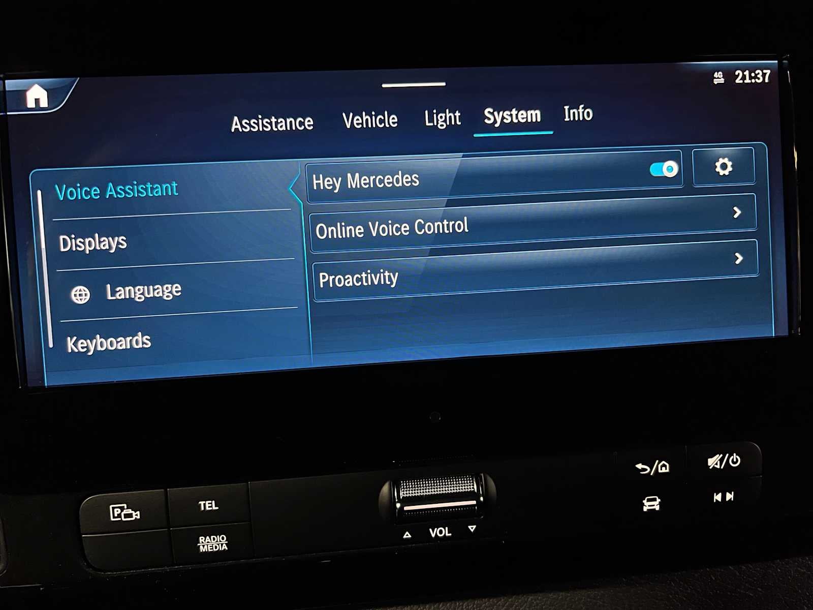 2025 Mercedes-Benz Sprinter 2500 Standard Roof I4 Diesel HO 144" AWD