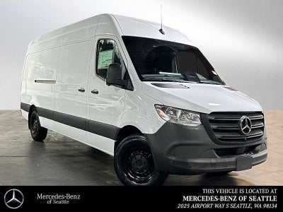 2026 Mercedes-Benz Sprinter 2500 High Roof I4 Diesel HO 170" RWD