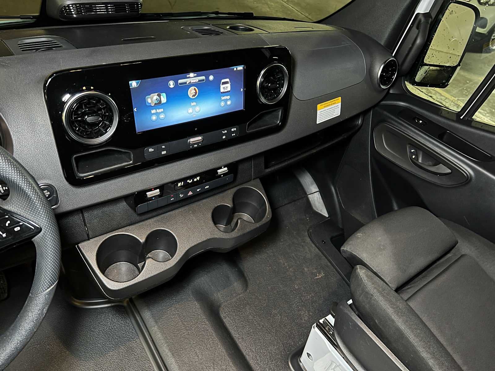 2025 Mercedes-Benz Sprinter 2500 High Roof I4 Diesel HO 170" RWD