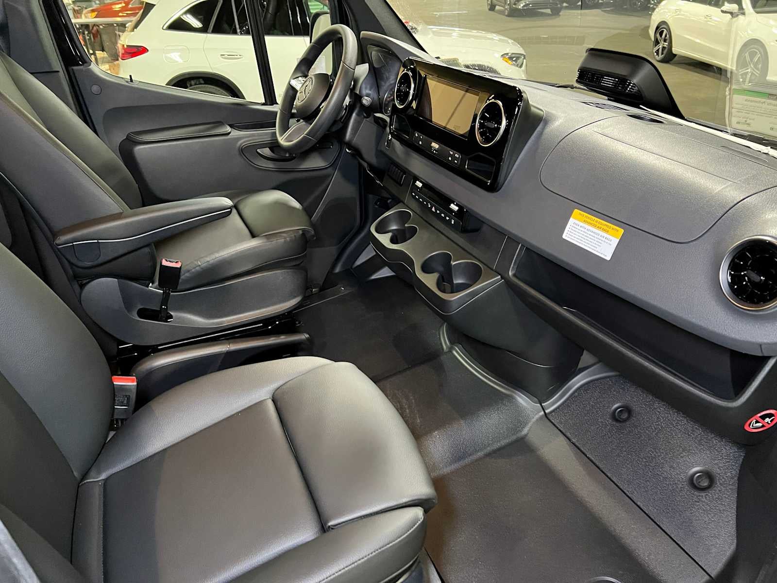 2025 Mercedes-Benz Sprinter 2500 Standard Roof I4 Diesel HO 144" RWD