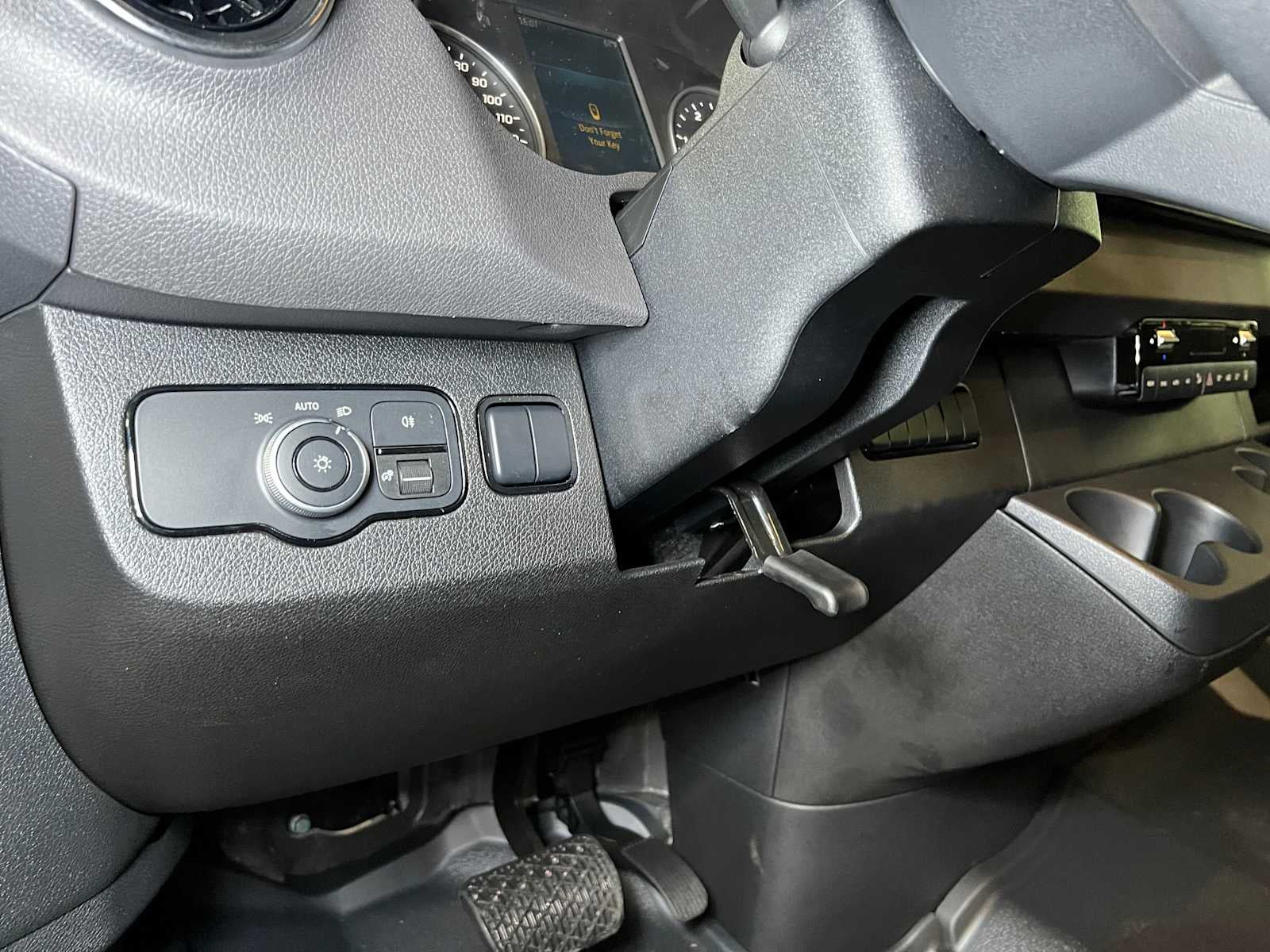 2025 Mercedes-Benz Sprinter 2500 Standard Roof I4 Diesel HO 144" RWD