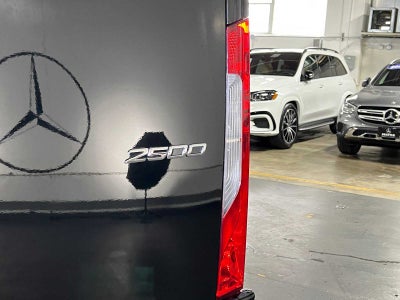 2025 Mercedes-Benz Sprinter 2500 Standard Roof I4 Diesel HO 144" RWD