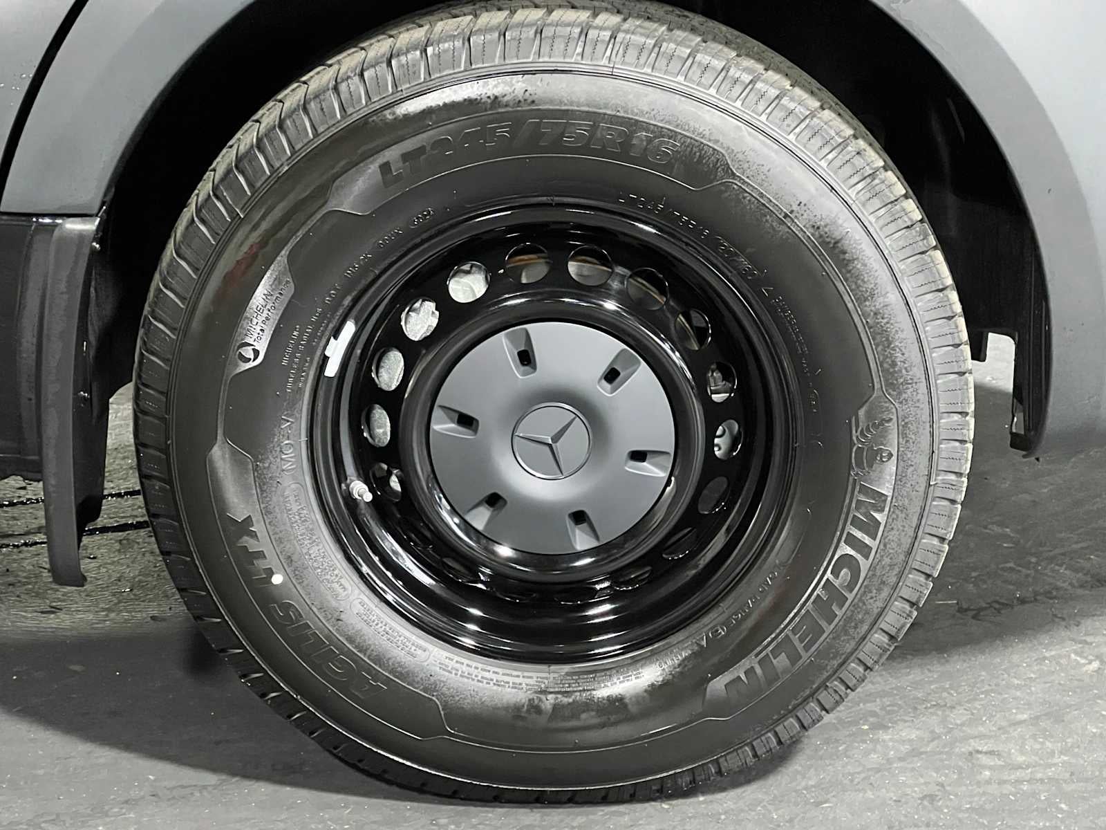 2025 Mercedes-Benz Sprinter 2500 Standard Roof I4 Diesel HO 144" RWD