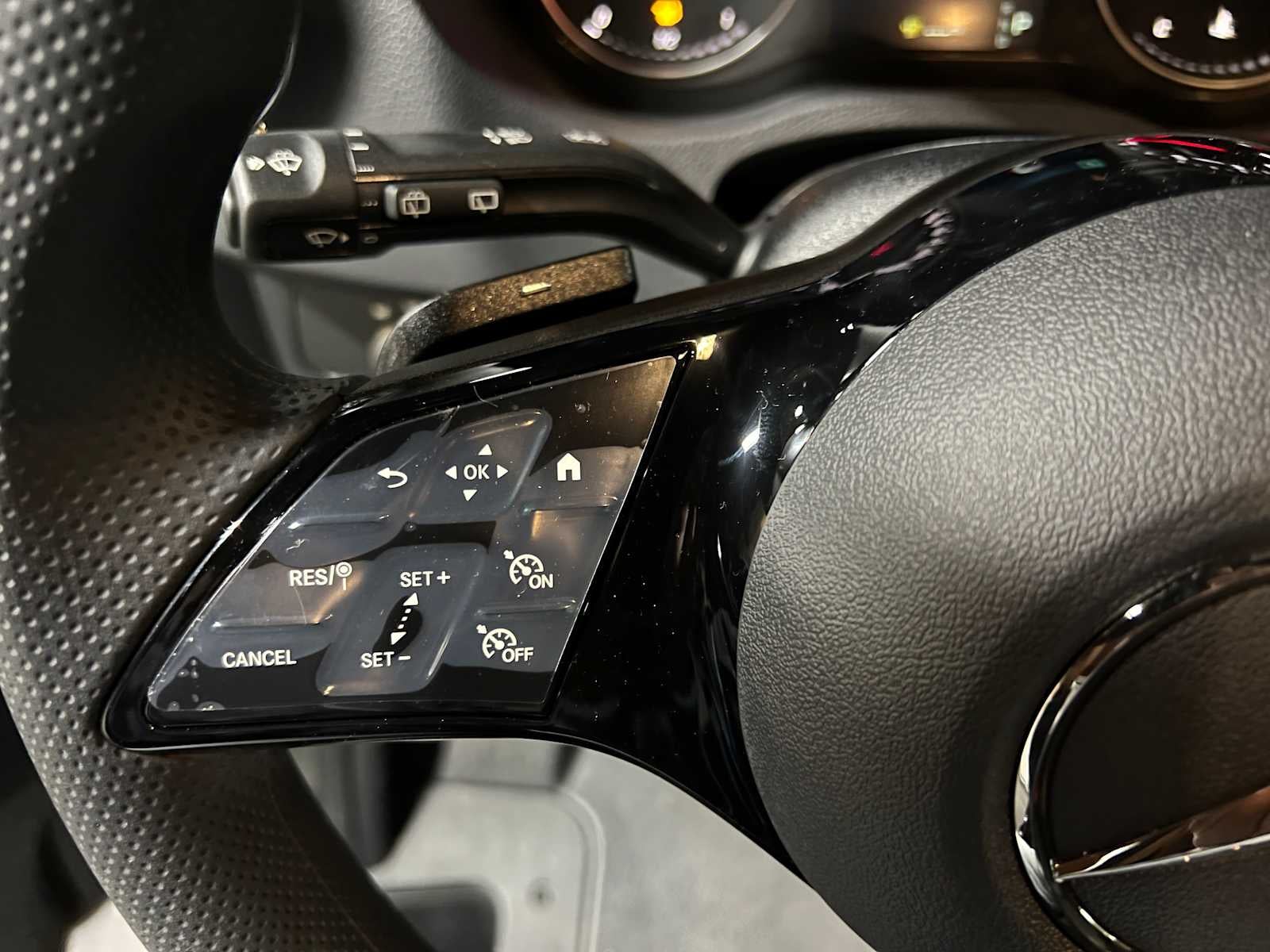 2025 Mercedes-Benz Sprinter 2500 Standard Roof I4 Diesel HO 144" RWD