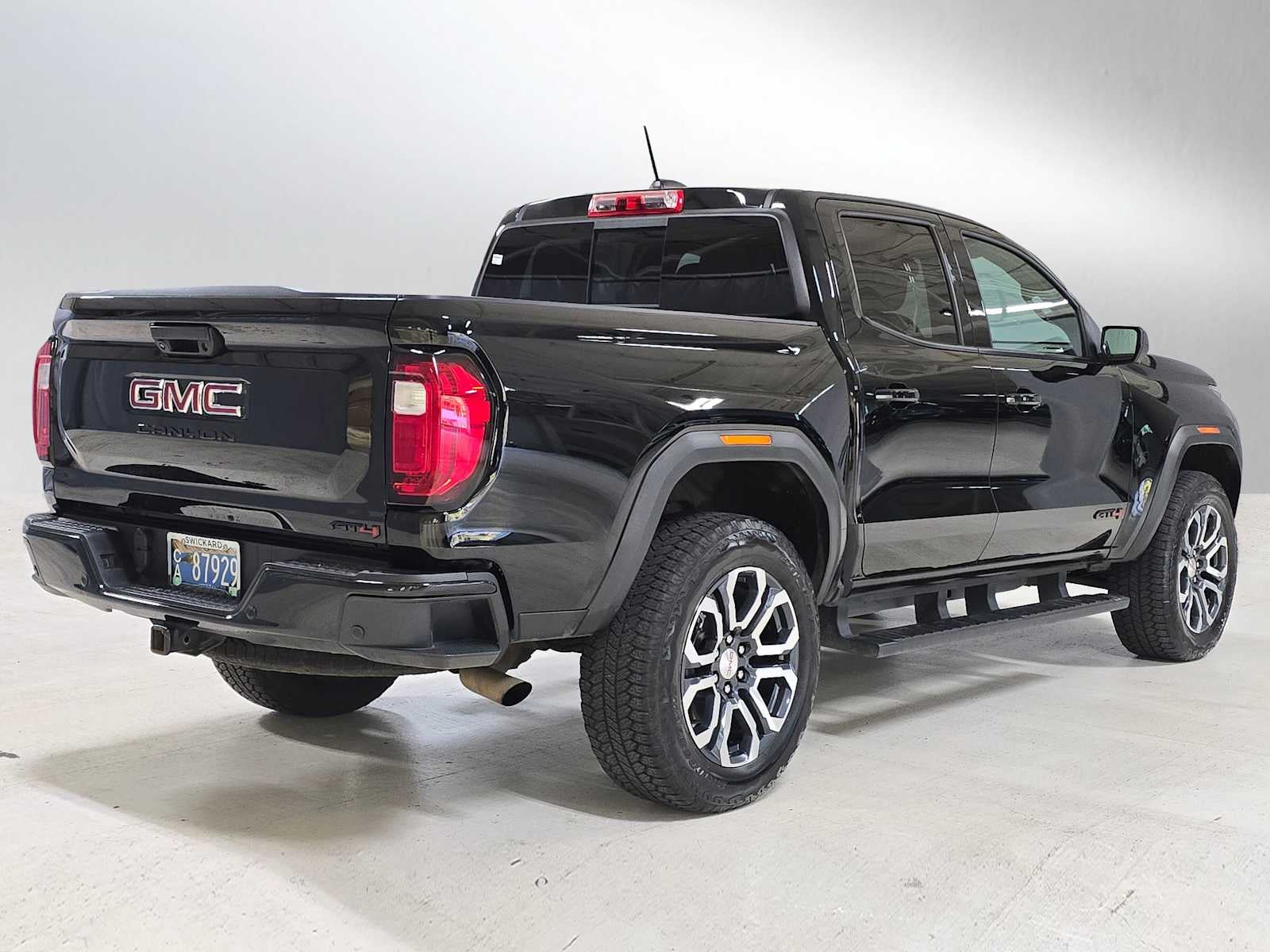 2024 GMC Canyon 4WD AT4
