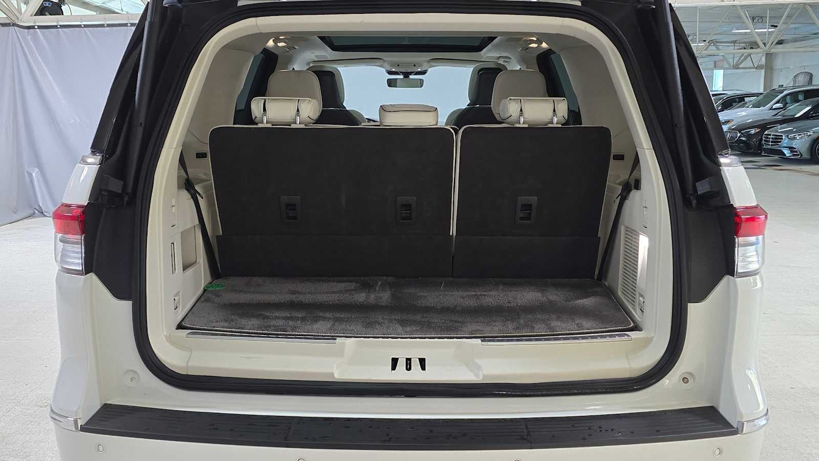 2023 Lincoln Navigator Black Label