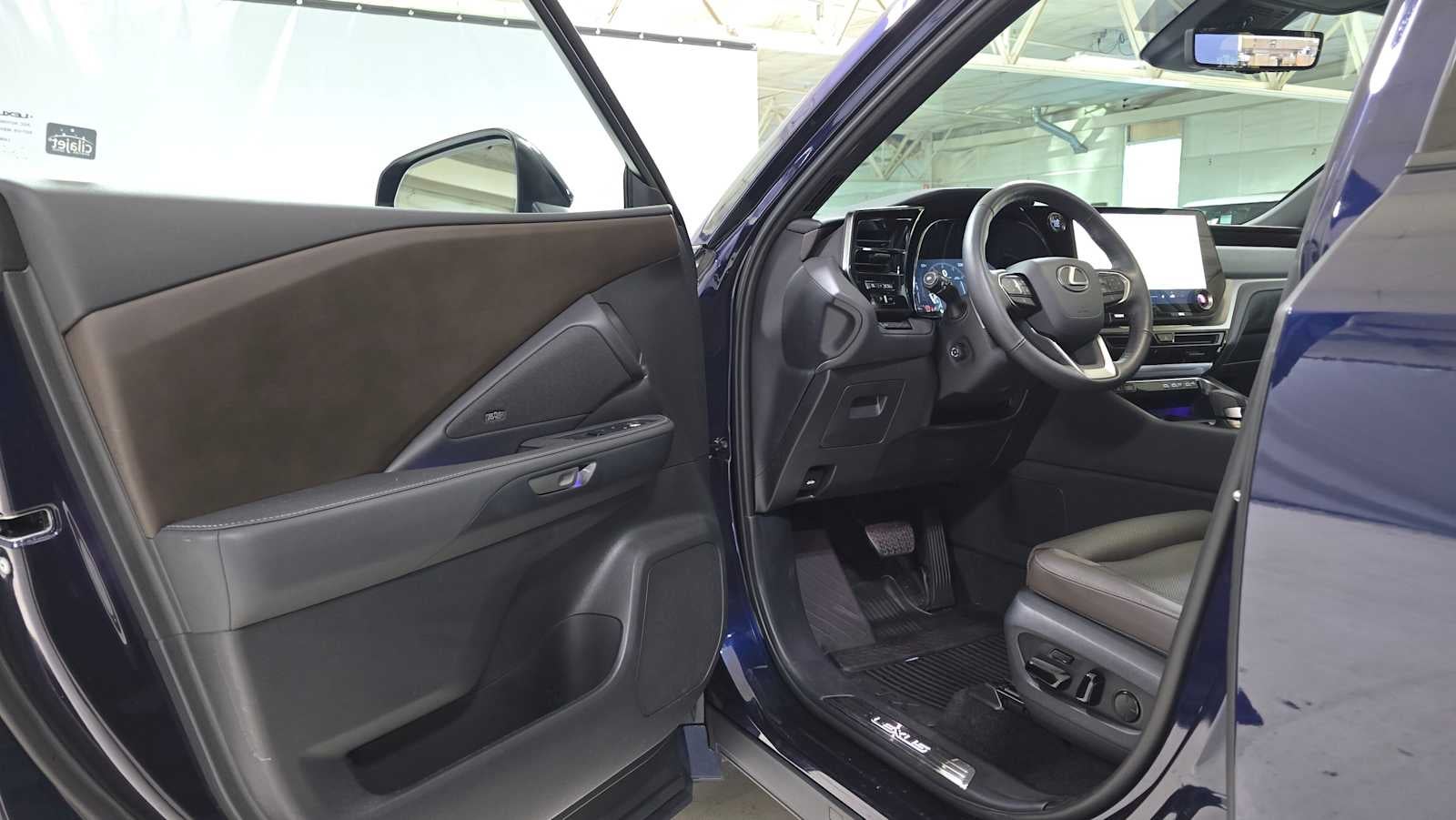 2025 Lexus TX Luxury