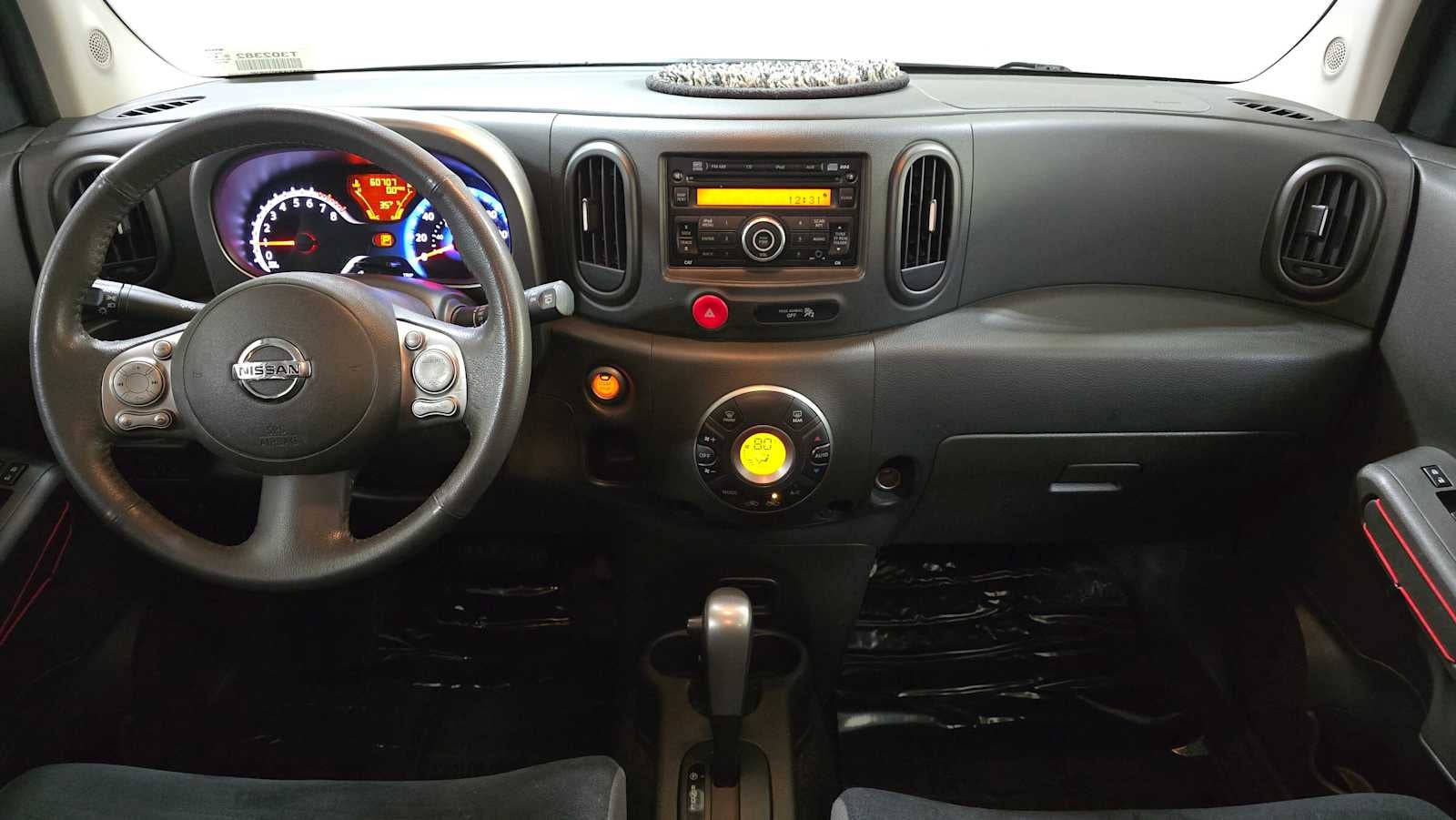 2013 Nissan cube SL