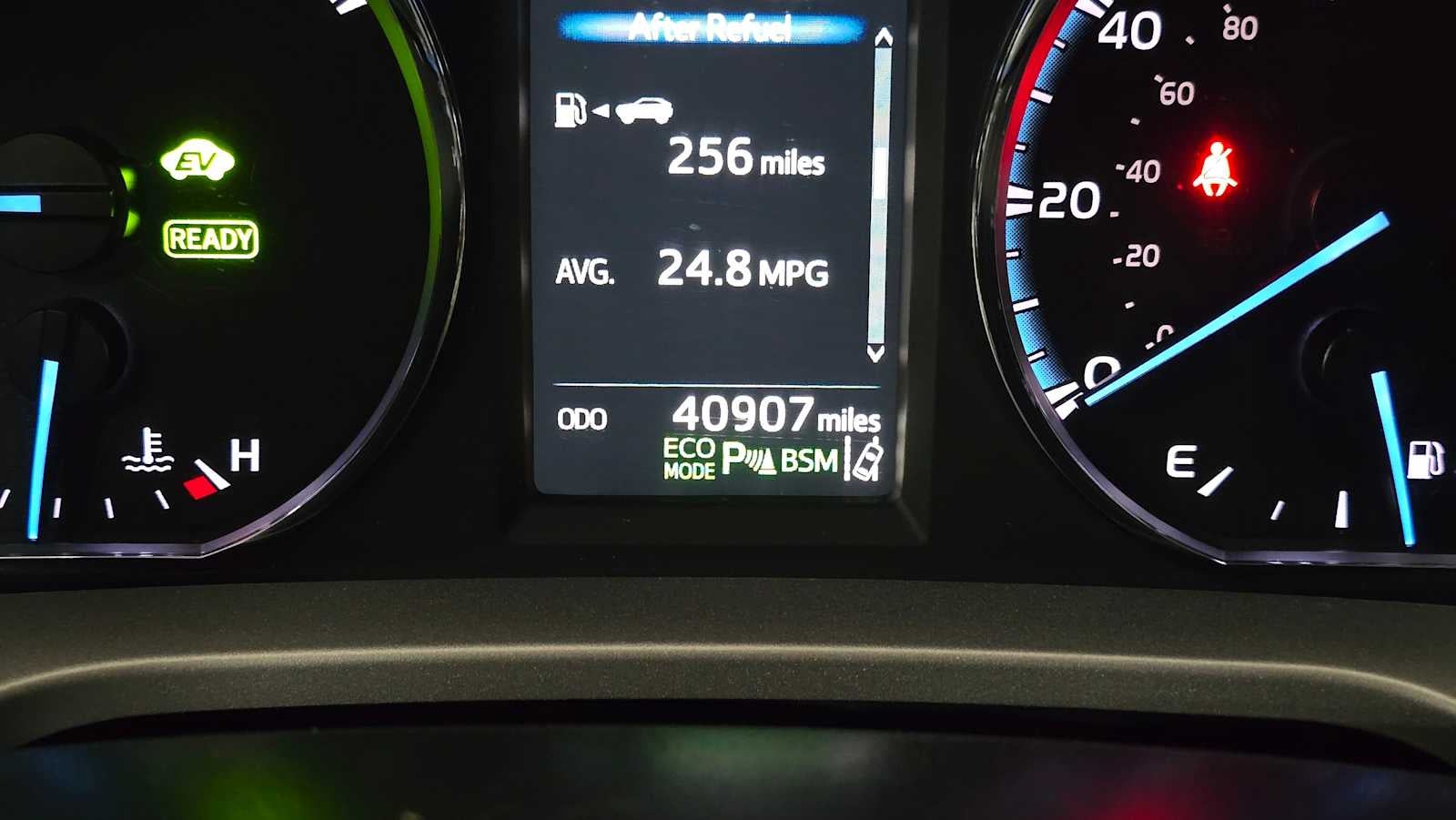 2017 Toyota RAV4 Hybrid XLE