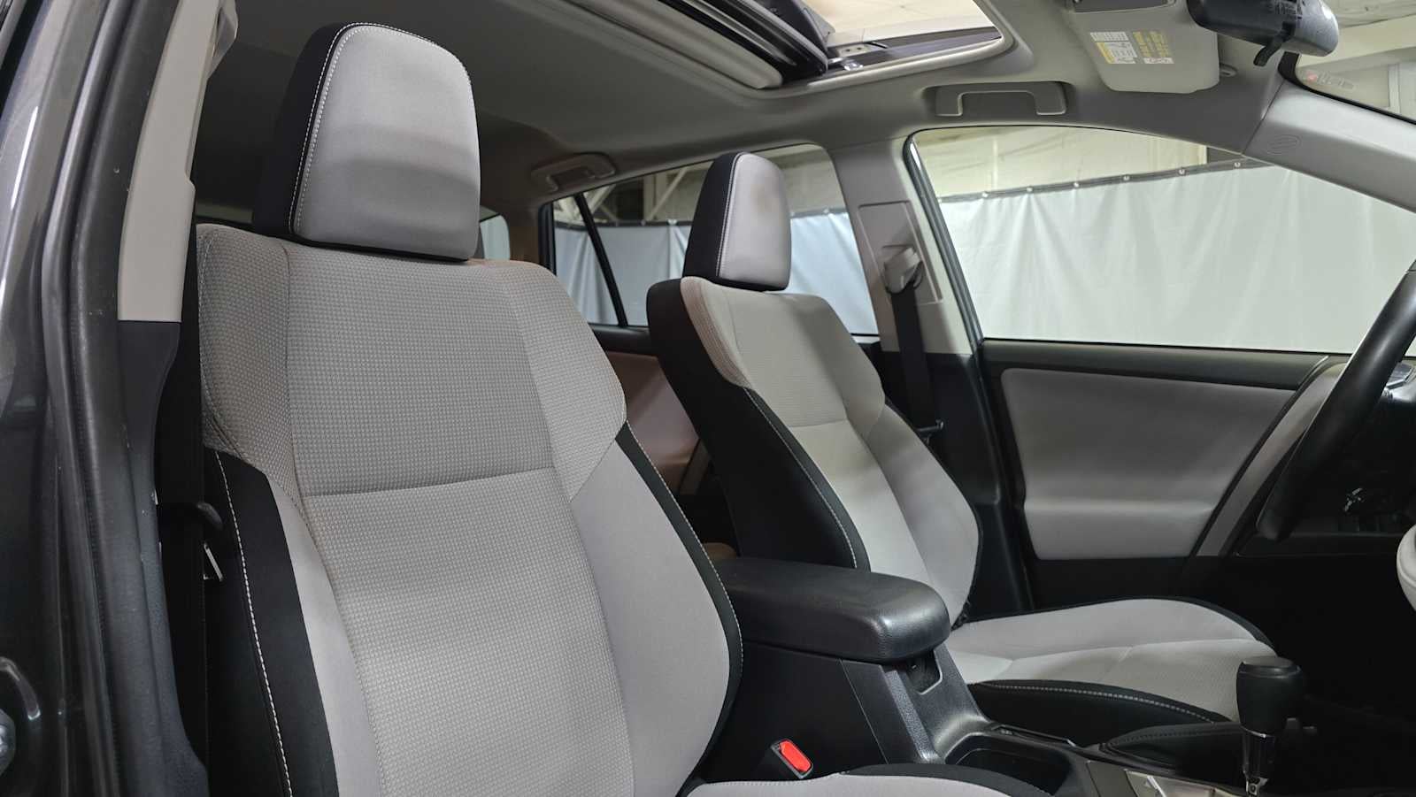 2016 Toyota RAV4 Hybrid XLE