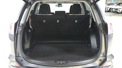 2016 Toyota RAV4 Hybrid XLE