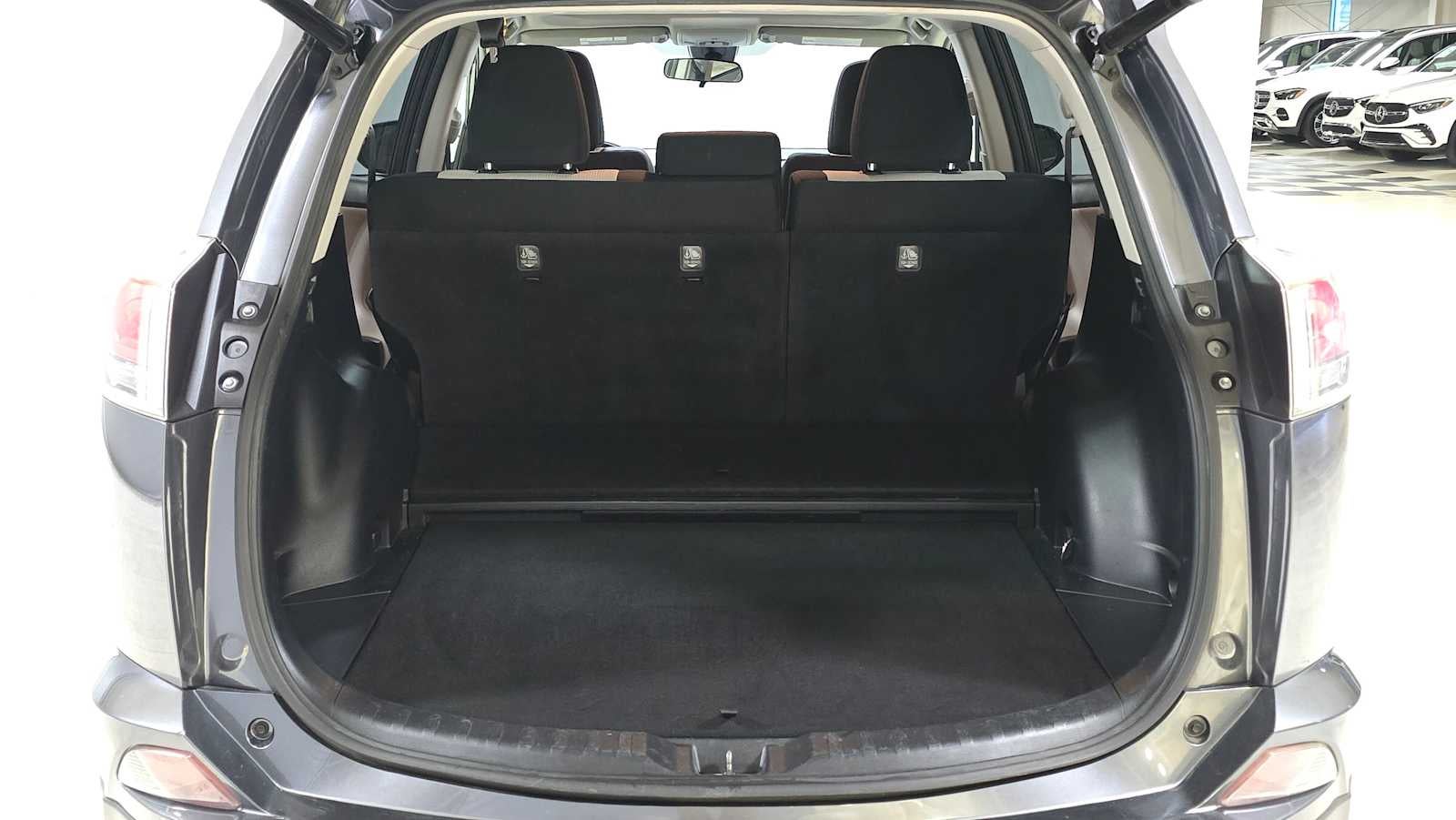 2016 Toyota RAV4 Hybrid XLE