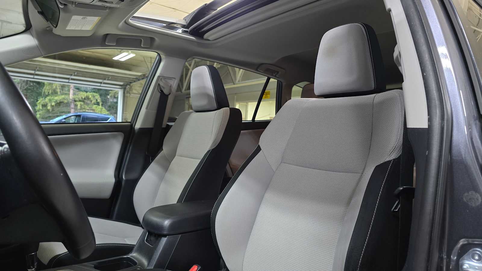 2016 Toyota RAV4 Hybrid XLE