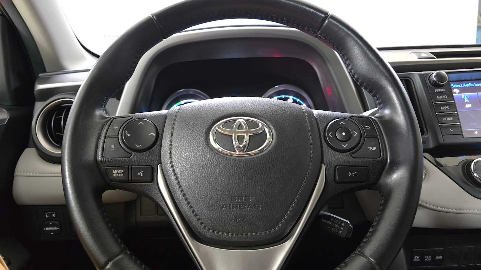 2016 Toyota RAV4 Hybrid XLE