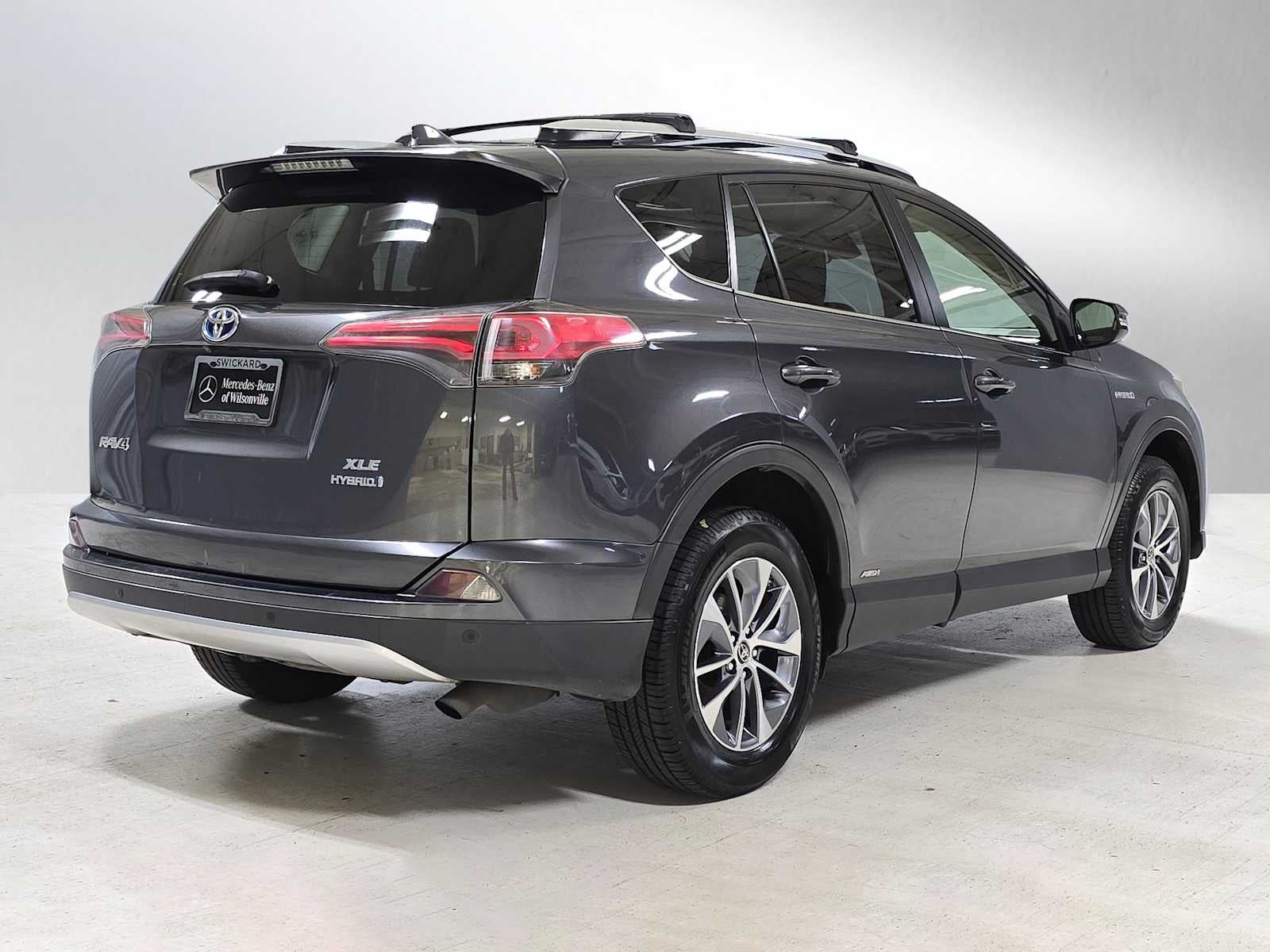 2016 Toyota RAV4 Hybrid XLE