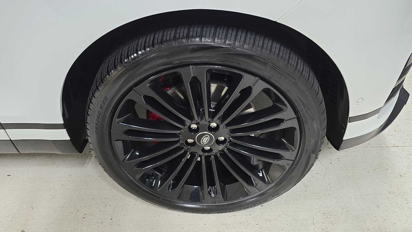 2024 Land Rover Range Rover Velar Dynamic SE