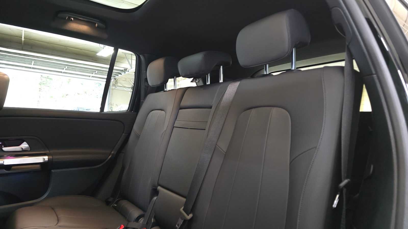 2025 Mercedes-Benz GLB GLB 250