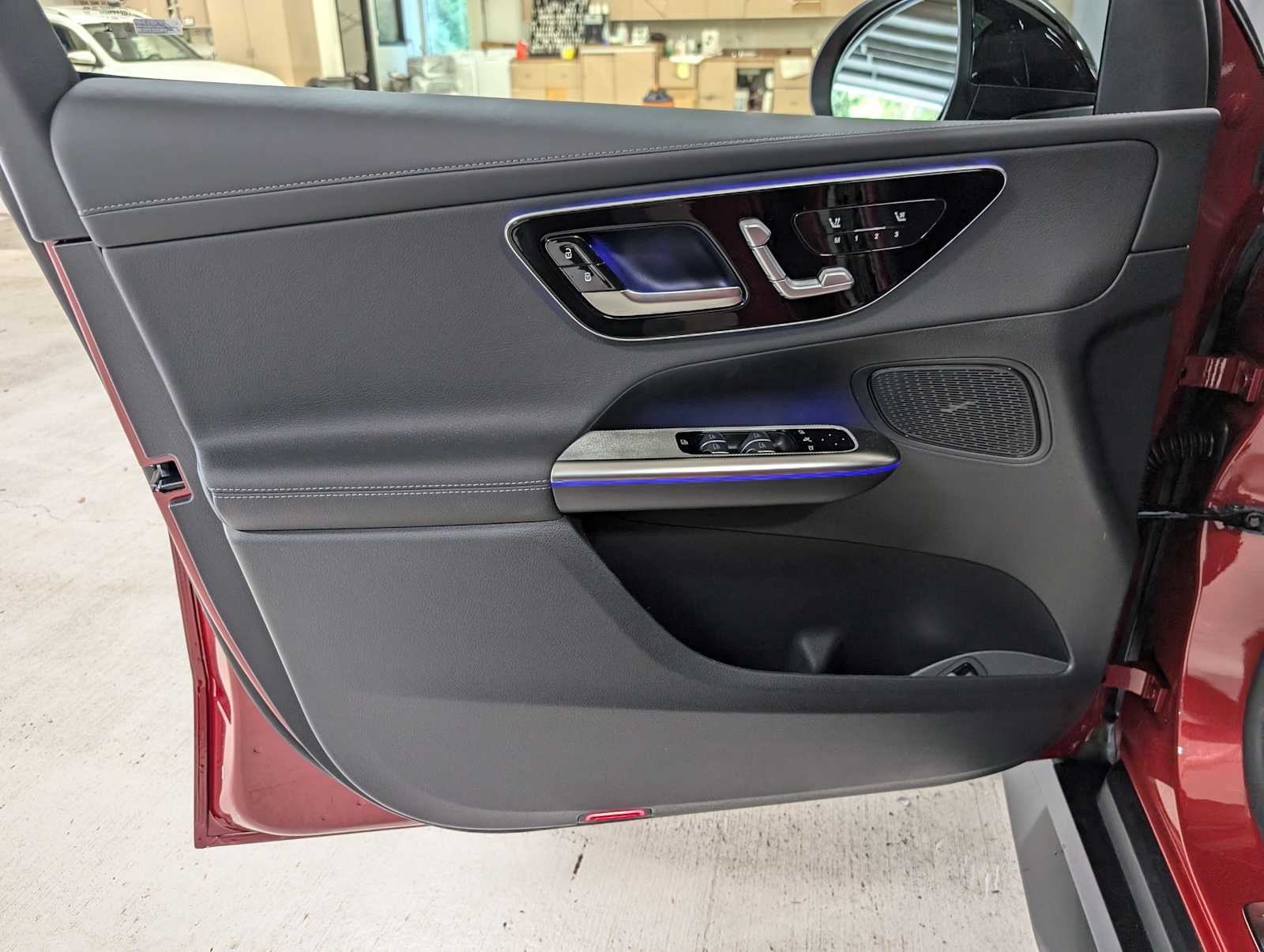 2025 Mercedes-Benz GLC GLC 300