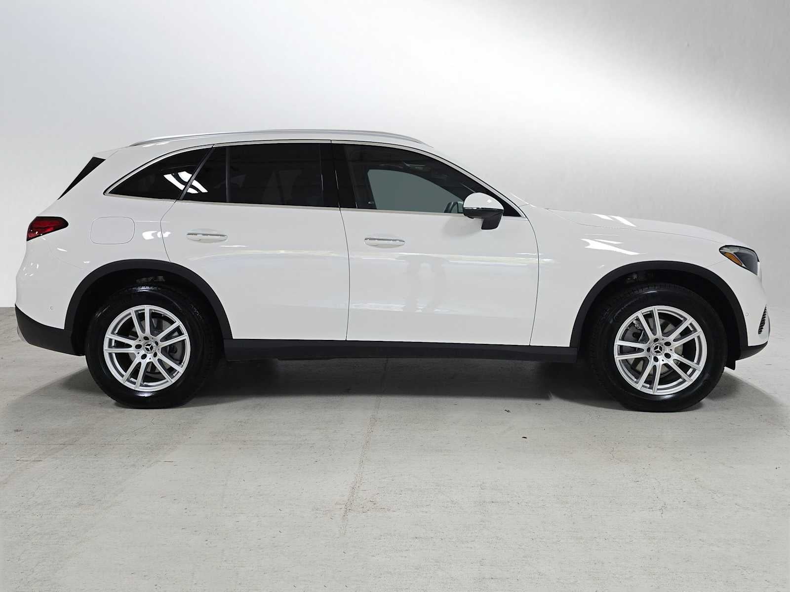 2025 Mercedes-Benz GLC GLC 300