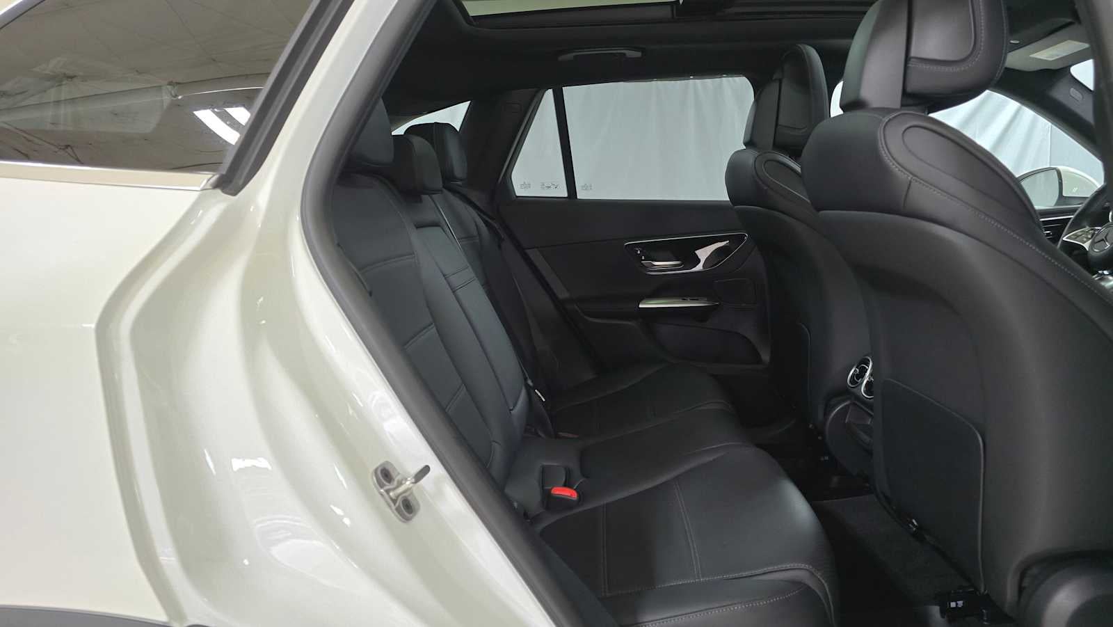 2025 Mercedes-Benz GLC GLC 300