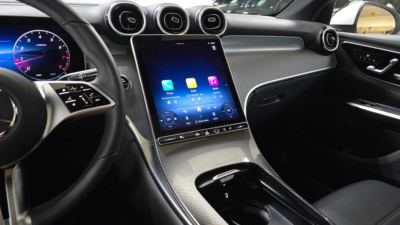 2025 Mercedes-Benz GLC GLC 300