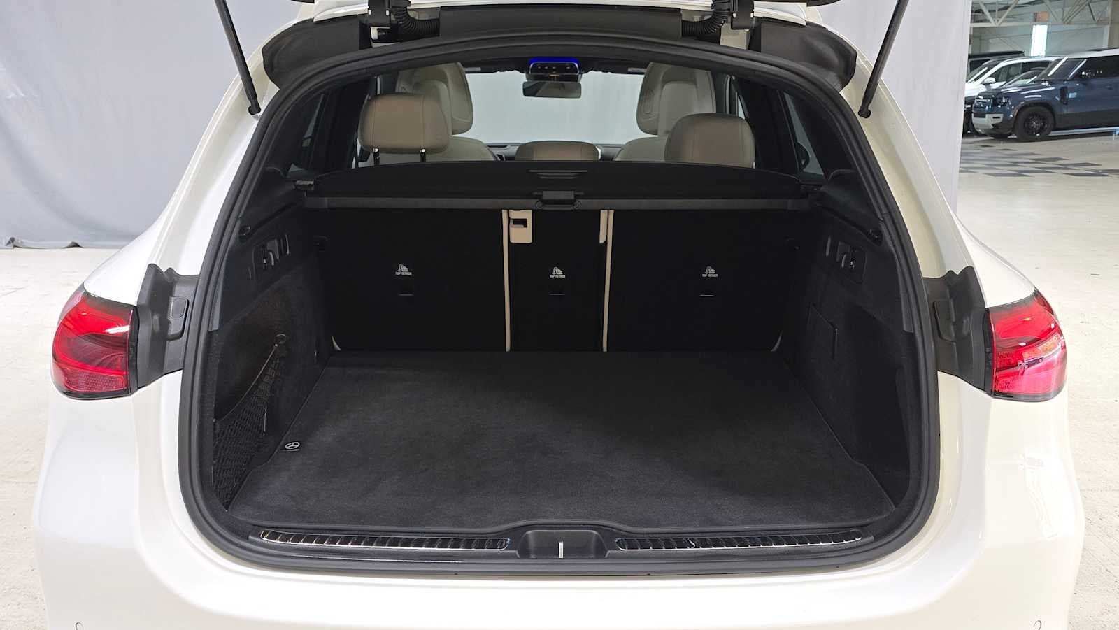 2025 Mercedes-Benz GLC GLC 300