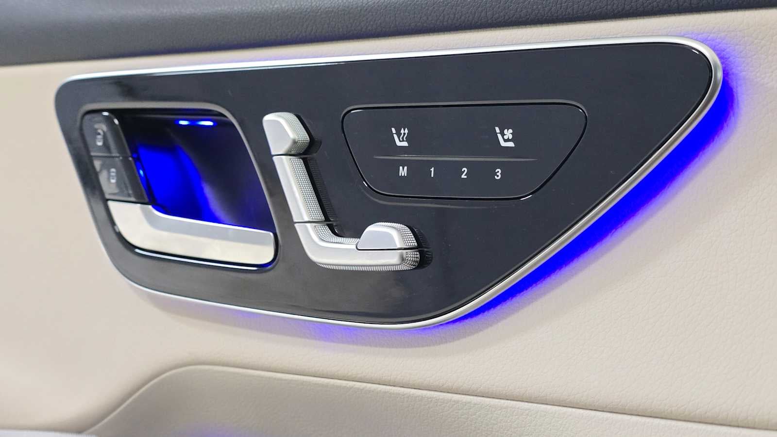 2025 Mercedes-Benz GLC GLC 300