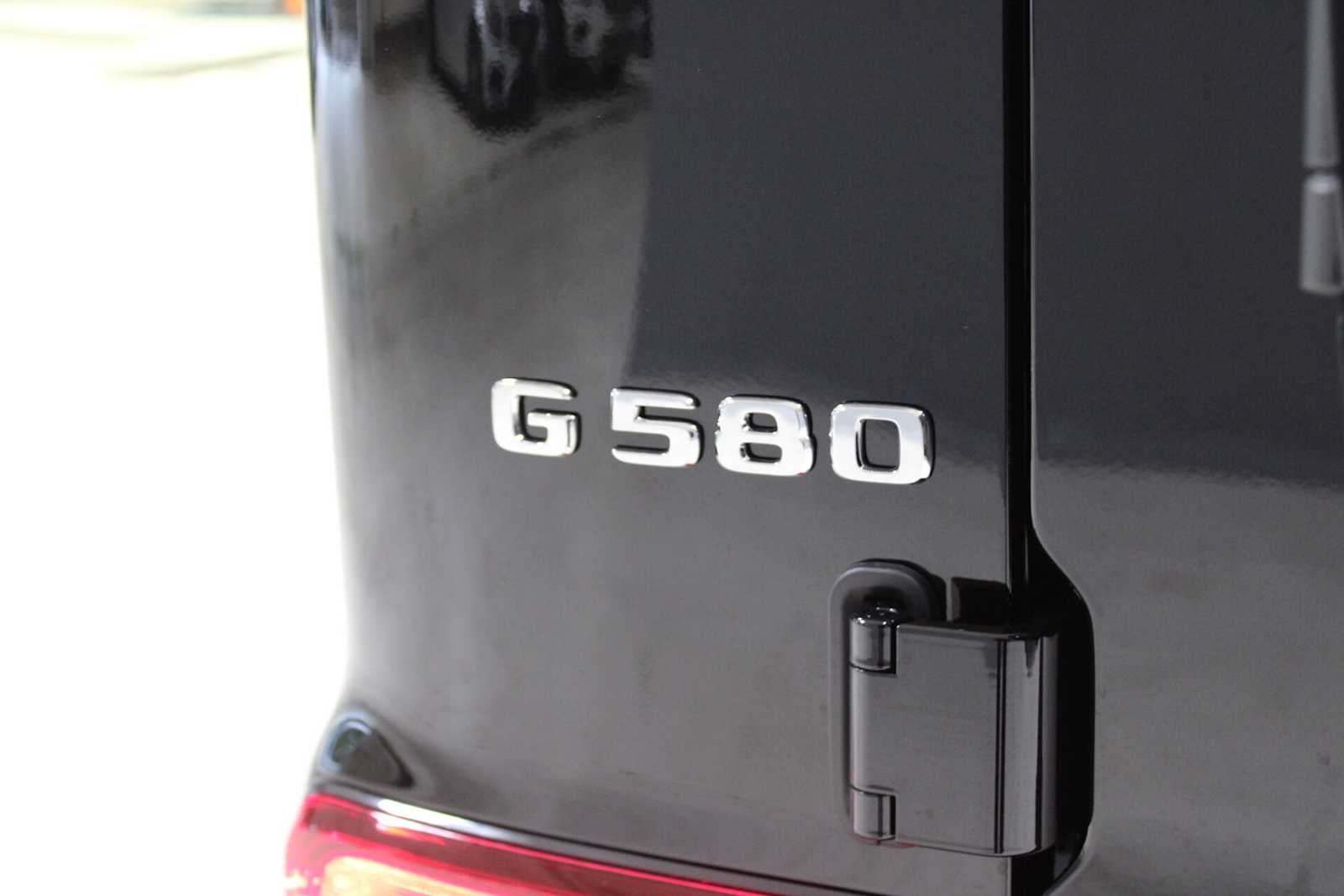 2025 Mercedes-Benz G-Class G 580e