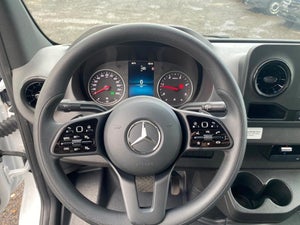 2022 Mercedes-Benz Sprinter 2500 Standard Roof I4 144&quot; RWD