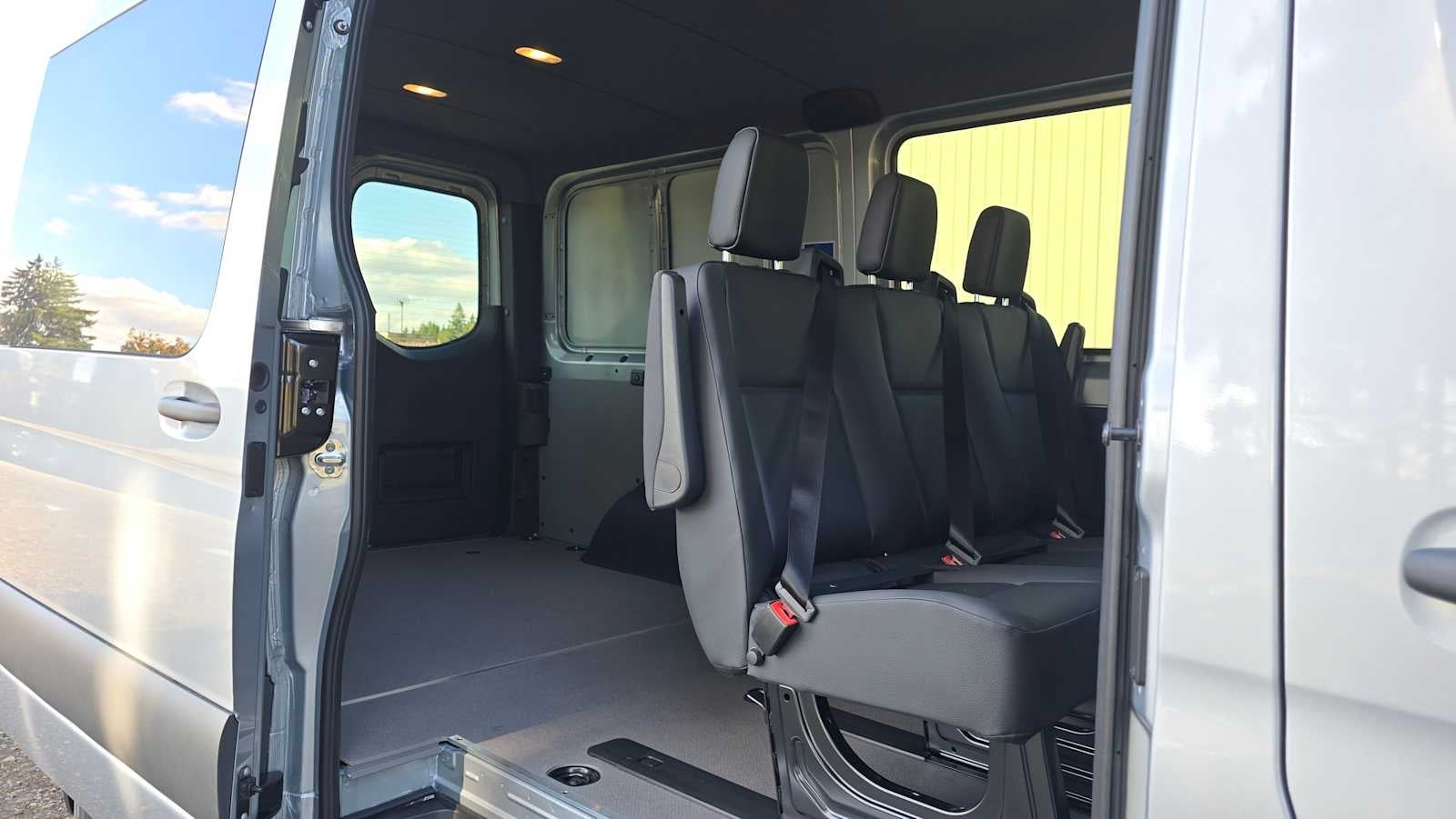 2026 Mercedes-Benz Sprinter 2500 Standard Roof I4 Diesel HO 144" AWD