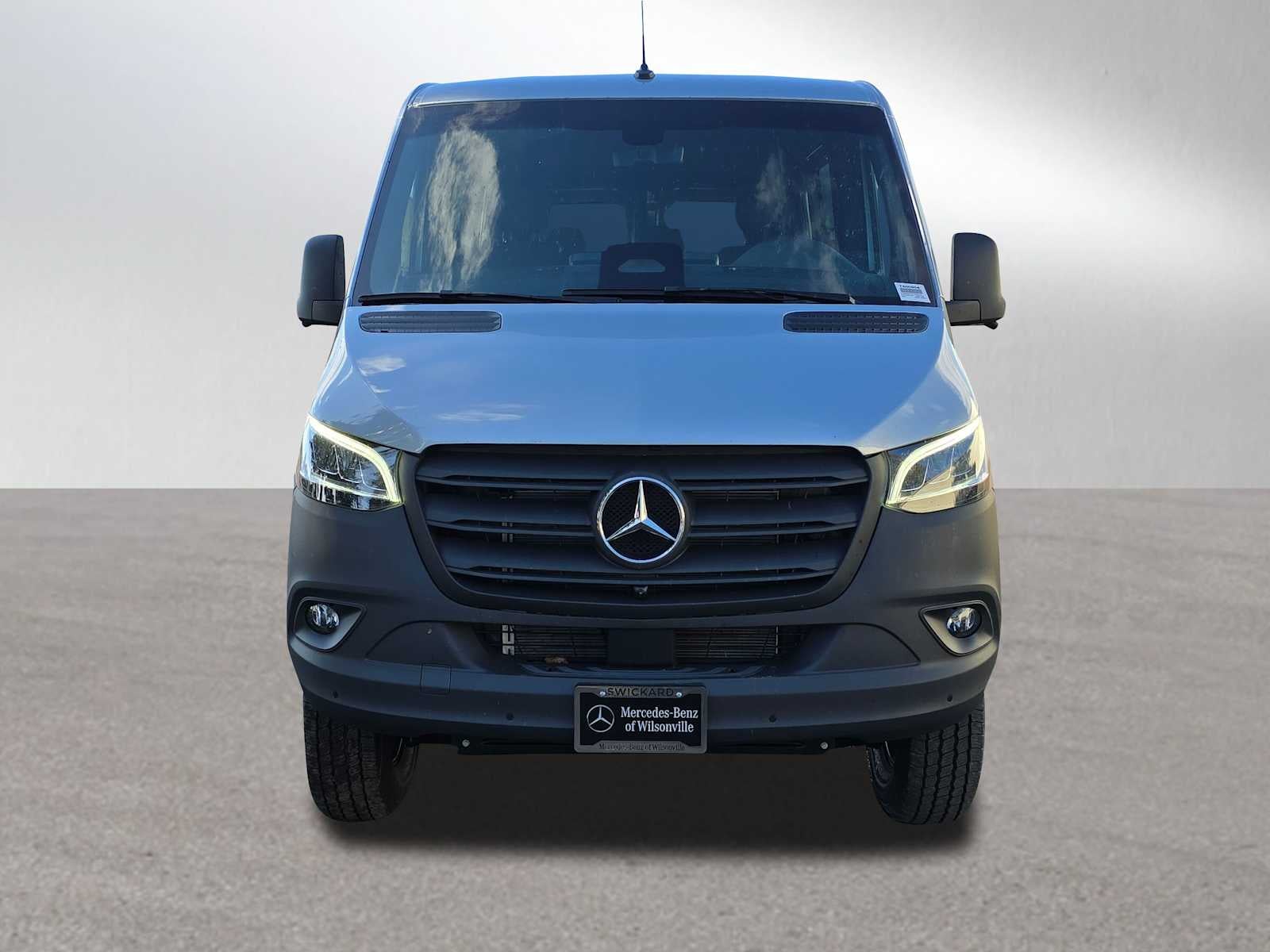 2026 Mercedes-Benz Sprinter 2500 Standard Roof I4 Diesel HO 144" AWD