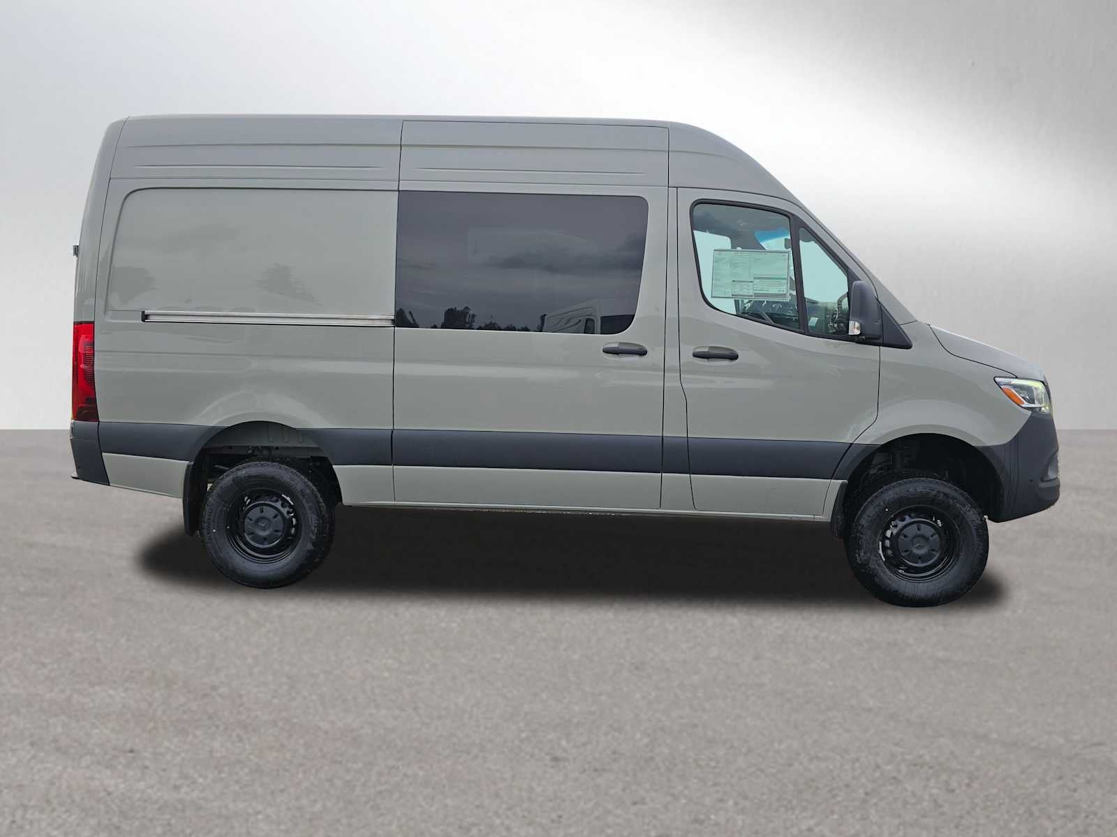 2026 Mercedes-Benz Sprinter 2500 Standard Roof I4 Diesel HO 144" AWD