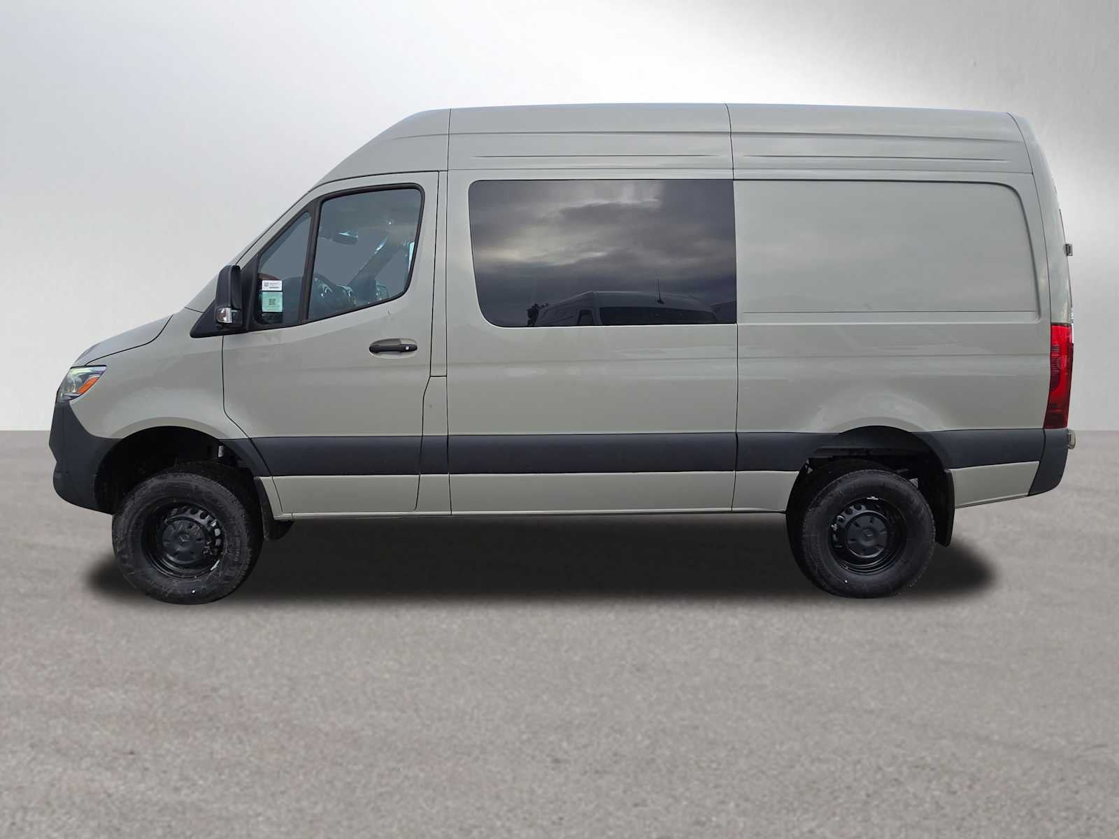 2026 Mercedes-Benz Sprinter 2500 Standard Roof I4 Diesel HO 144" AWD