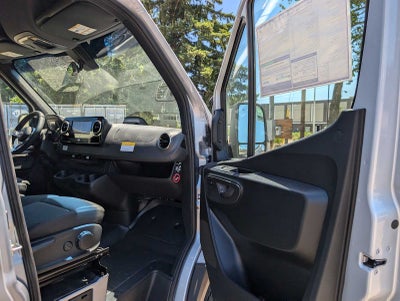 2025 Mercedes-Benz Sprinter 2500 Standard Roof I4 Diesel HO 144" AWD
