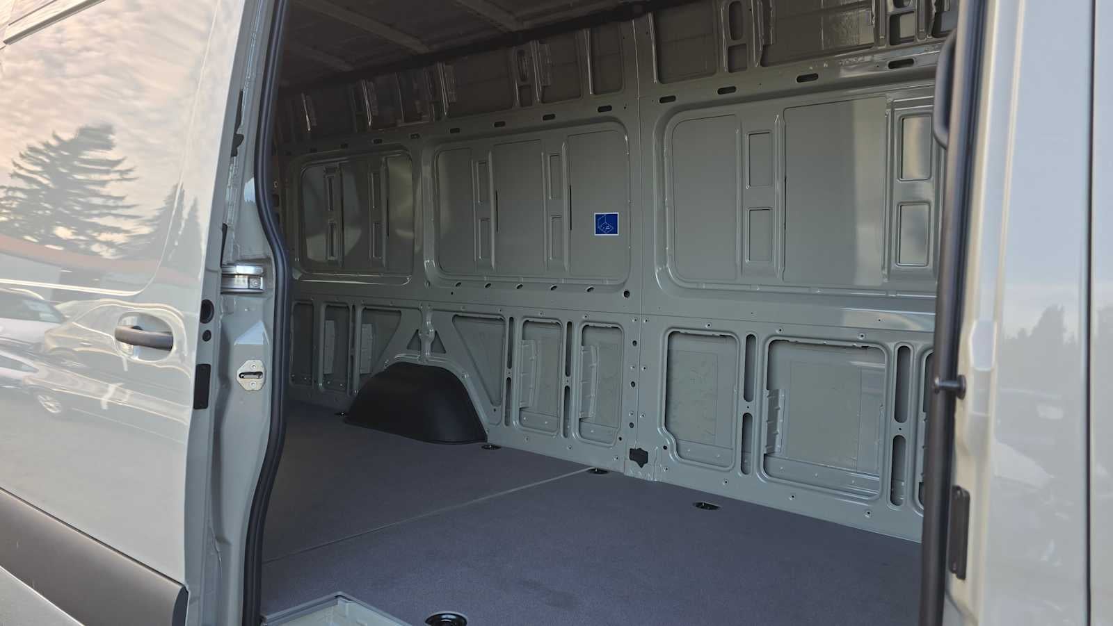 2026 Mercedes-Benz Sprinter 2500 Standard Roof I4 Diesel HO 144" AWD