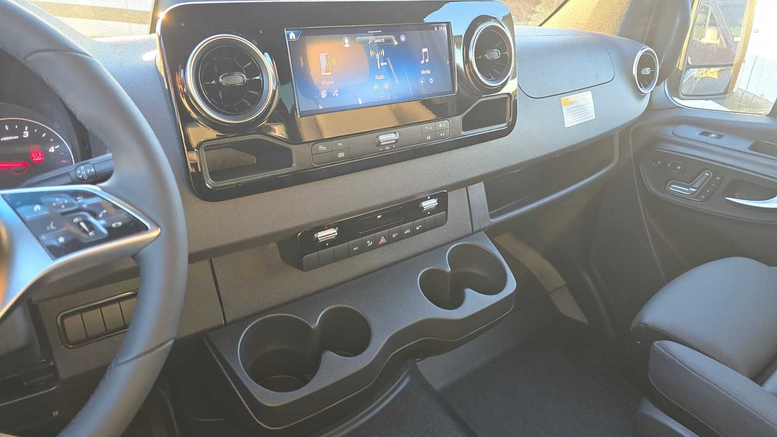 2026 Mercedes-Benz Sprinter 2500 Standard Roof I4 Diesel HO 144" AWD