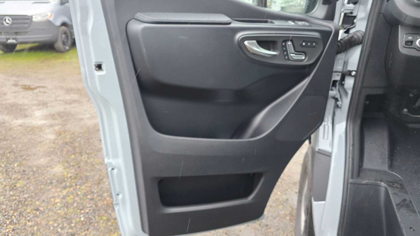 2026 Mercedes-Benz Sprinter 2500 Standard Roof I4 Diesel HO 144" AWD