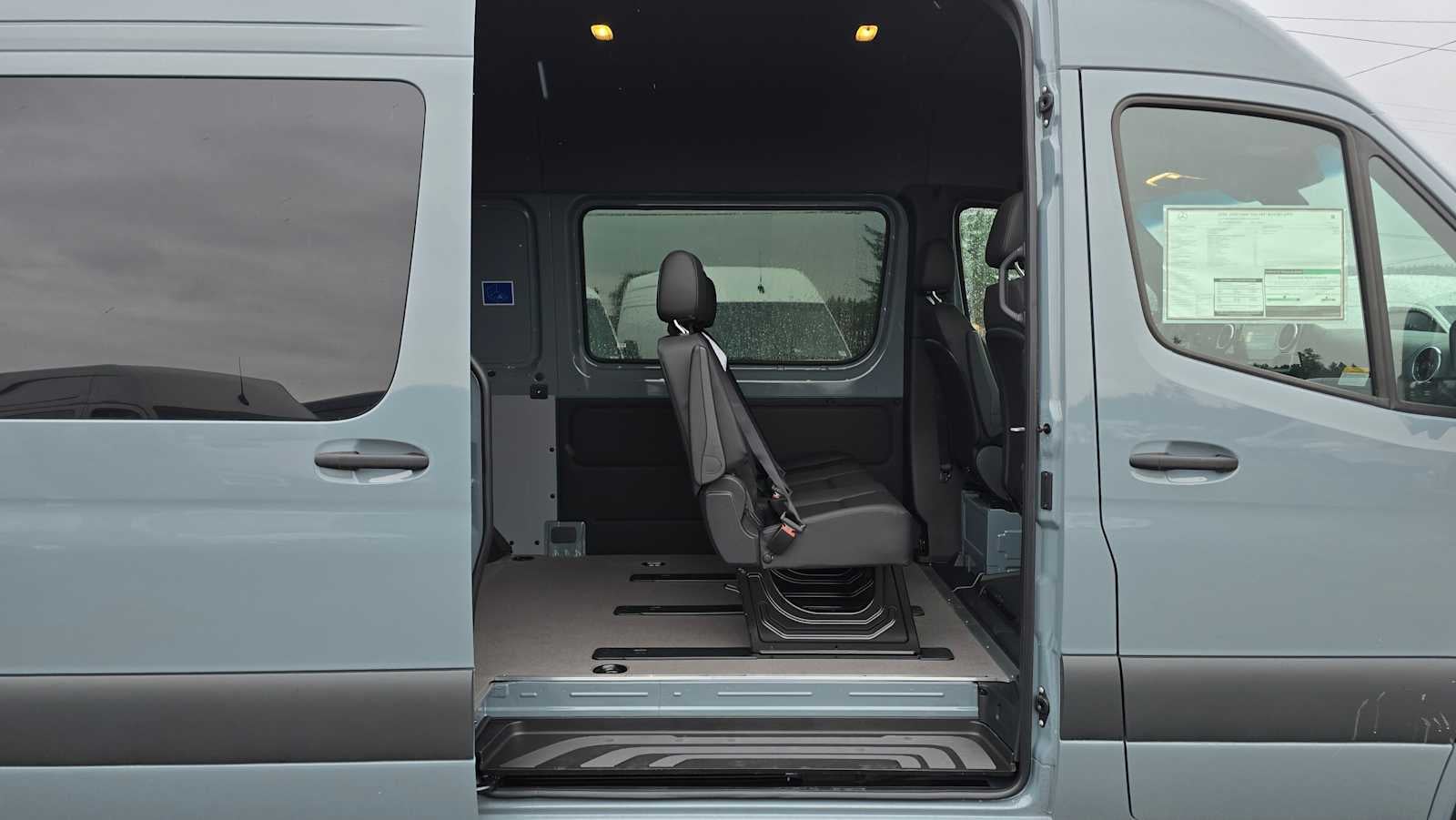 2026 Mercedes-Benz Sprinter 2500 Standard Roof I4 Diesel HO 144" AWD