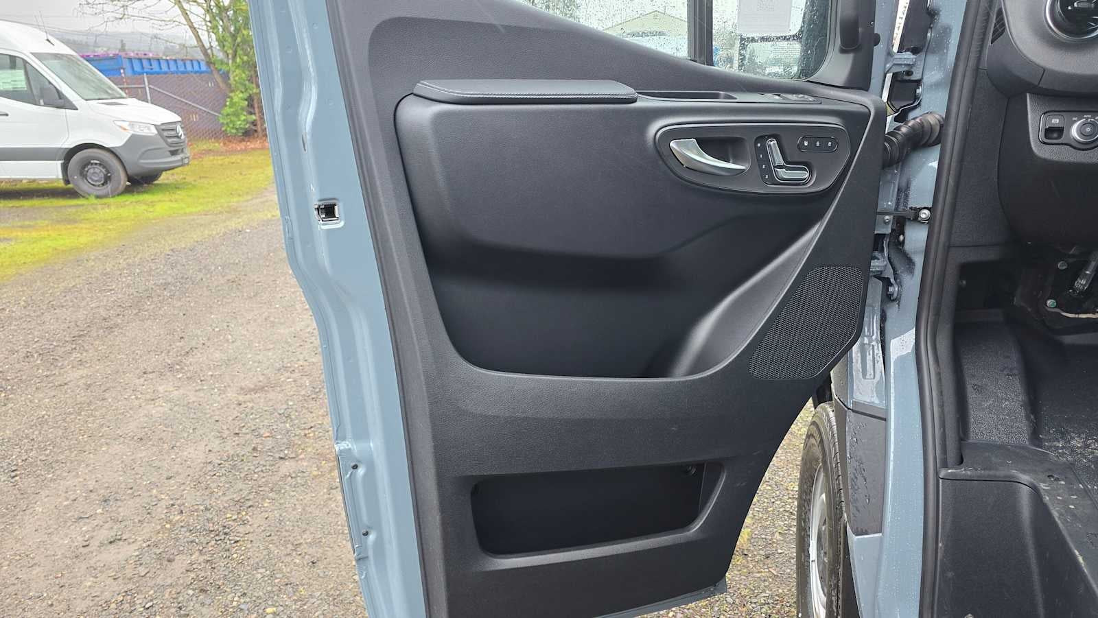 2026 Mercedes-Benz Sprinter 2500 Standard Roof I4 Diesel HO 144" AWD