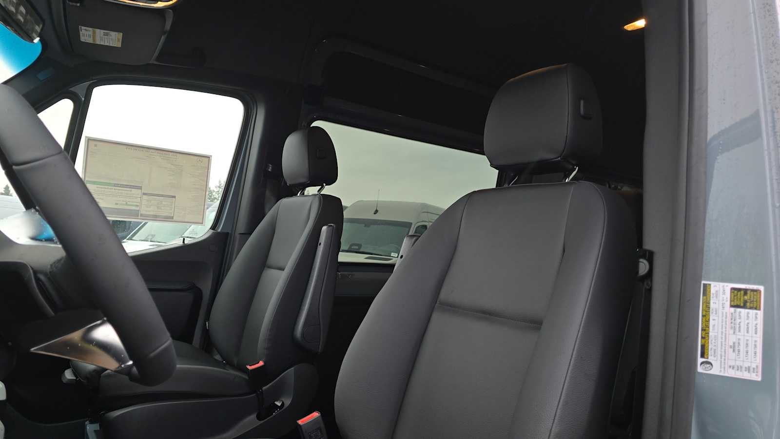 2026 Mercedes-Benz Sprinter 2500 Standard Roof I4 Diesel HO 144" AWD