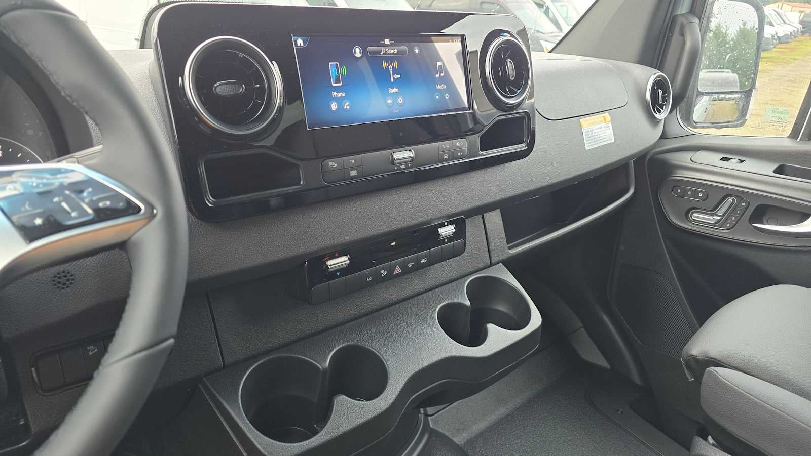 2026 Mercedes-Benz Sprinter 2500 Standard Roof I4 Diesel HO 144" AWD